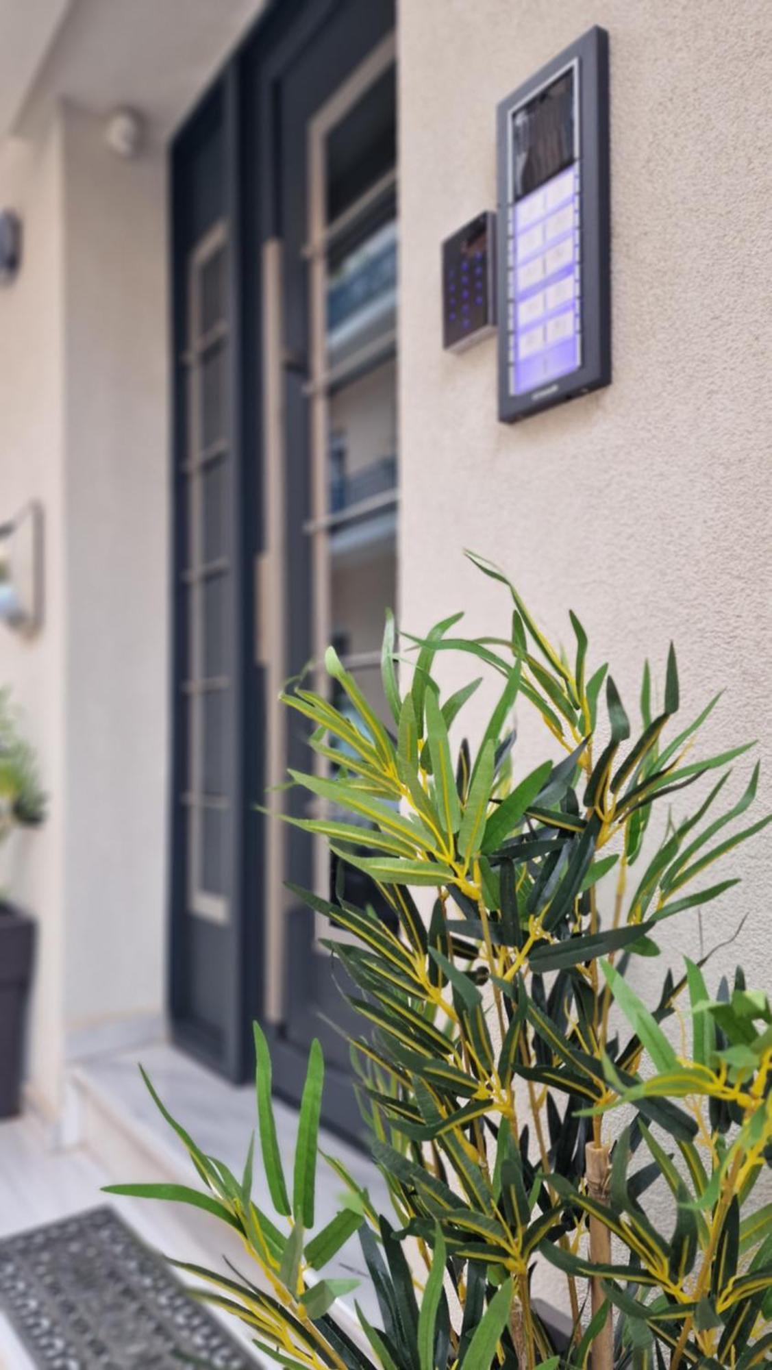 Meligeo Suites Center Of Янина Екстериор снимка