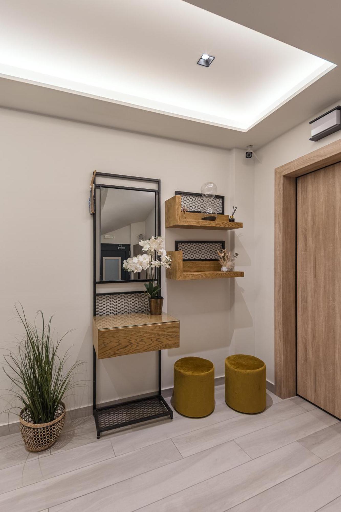 Meligeo Suites Center Of Янина Екстериор снимка