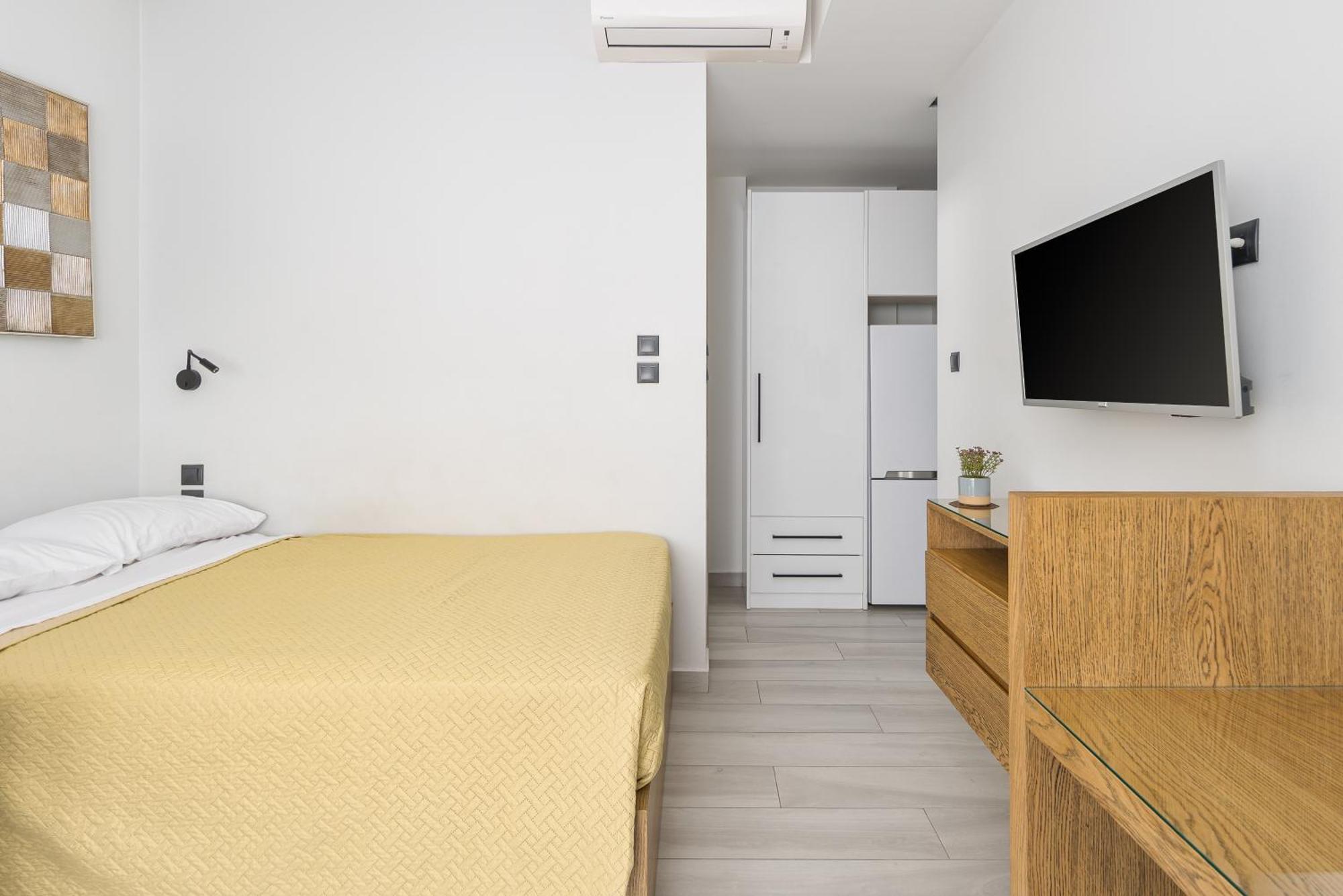Meligeo Suites Center Of Янина Екстериор снимка